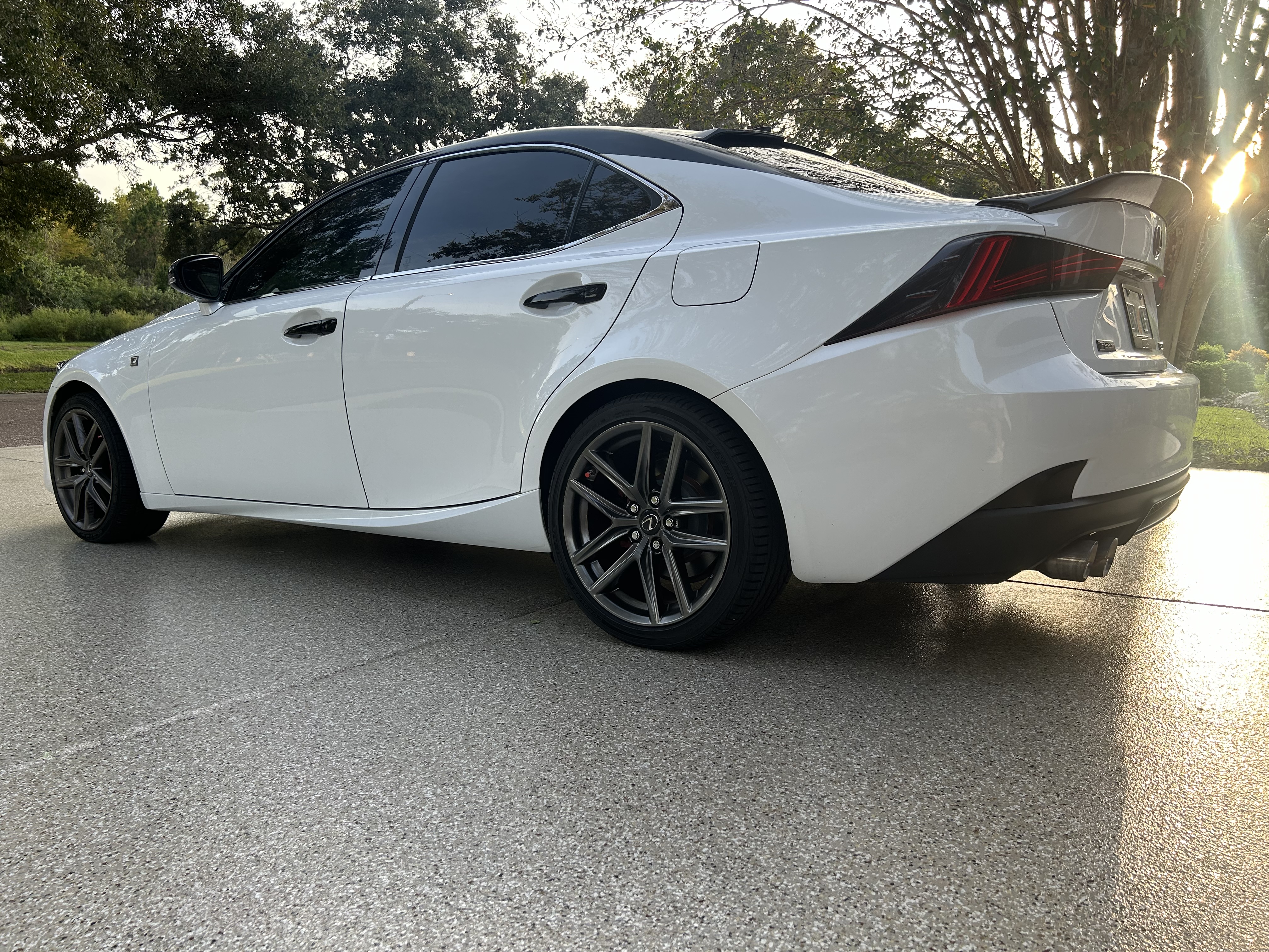Used 2018 Lexus IS 300 F Sport w/ F Sport Package RWD image 4