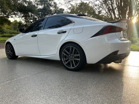Used 2018 Lexus IS 300 F Sport w/ F Sport Package RWD image 1