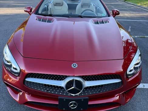 Used 2018 Mercedes-Benz SL 550 image 8