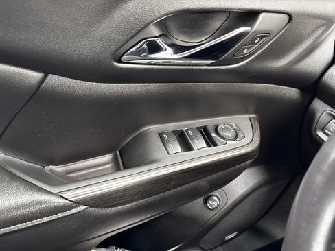 Used 2018 GMC Acadia SLT image 14