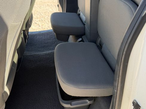 Used 2020 Nissan Frontier S image 8