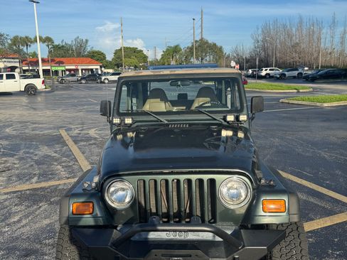 Used 2002 Jeep Wrangler SE image 15