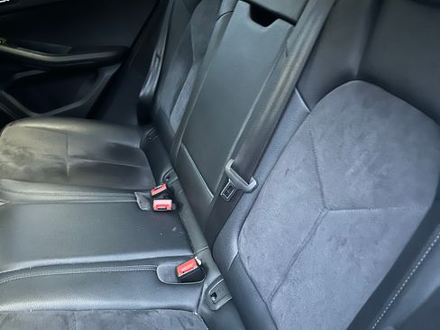 Used 2016 Porsche Macan S image 11