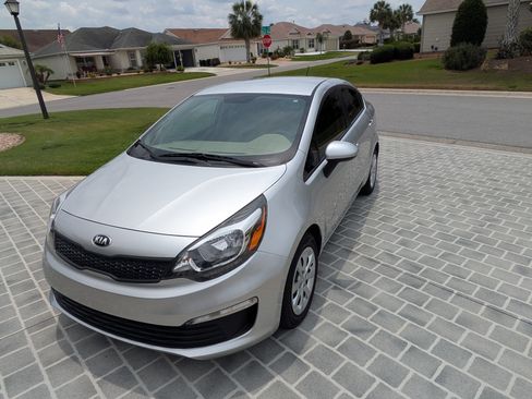 Used 2016 Kia Rio LX image 10