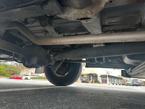 Used 2016 Mercedes-Benz Sprinter 2500 image 24