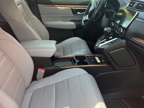 Used 2020 Honda CR-V Touring image 8