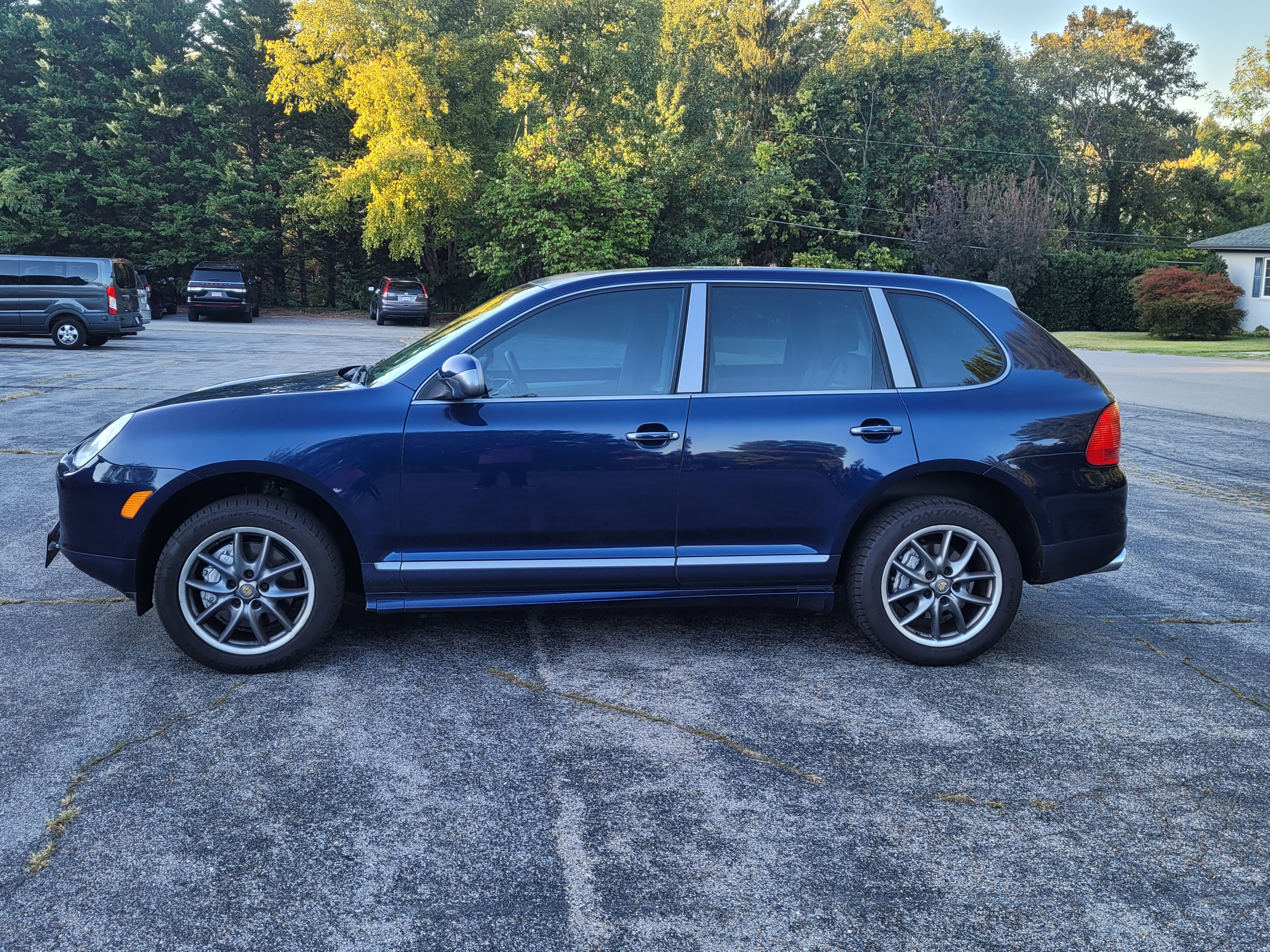 Used 2006 Porsche Cayenne S Titanium Edition AWD/4WD image 2