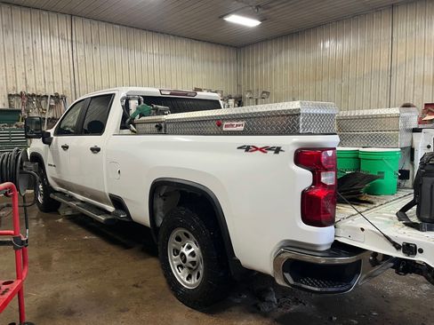 Used 2021 Chevrolet Silverado 3500 W/T w/ WT Convenience Package image 4