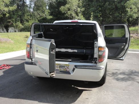 Used 2006 Honda Ridgeline RTL image 10