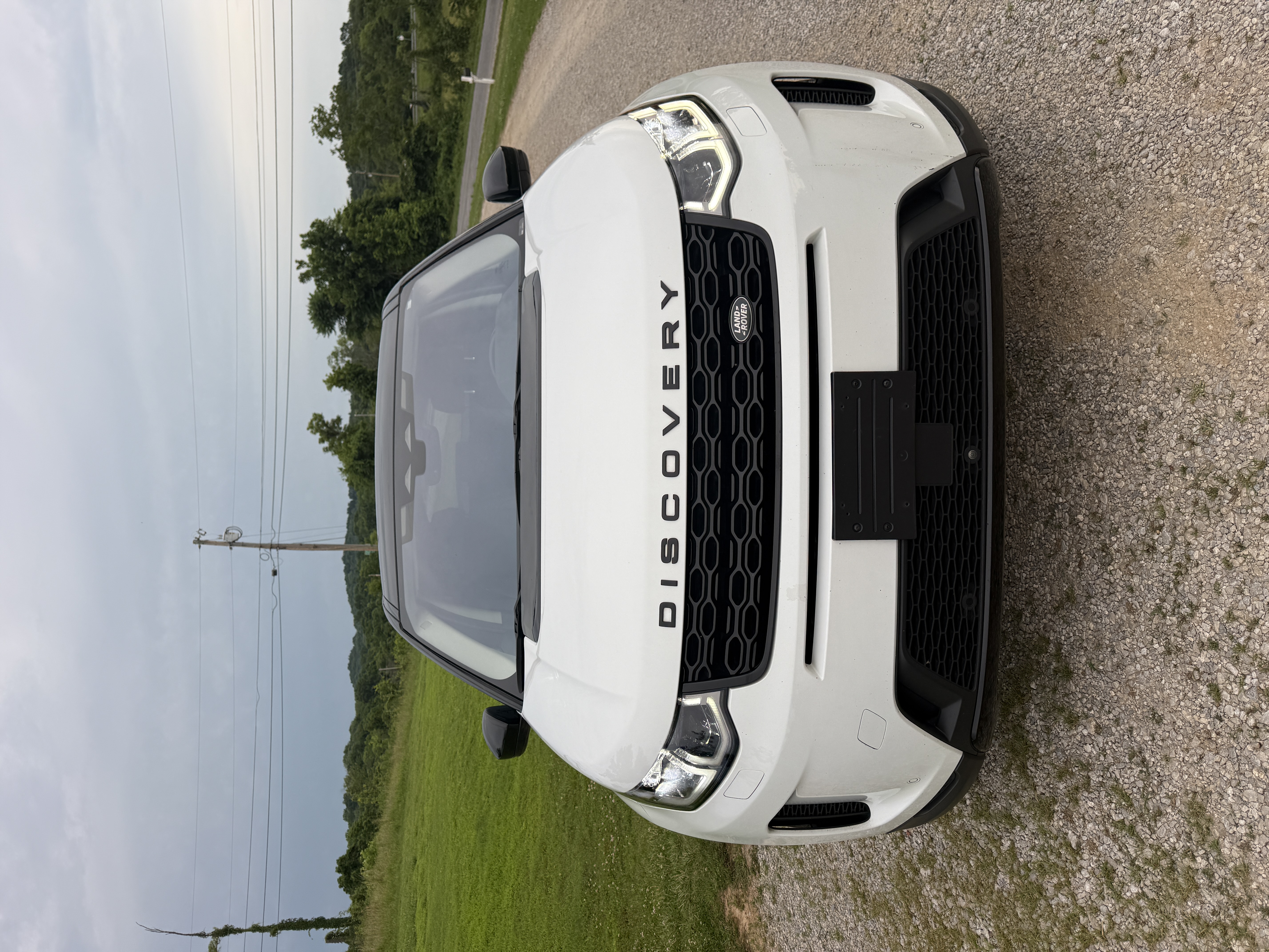 Used 2021 Land Rover Discovery Sport SE AWD/4WD image 2
