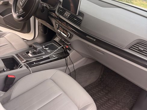 Used 2019 Audi Q5 2.0T Premium Plus w/ Premium Plus Package AWD/4WD image 5