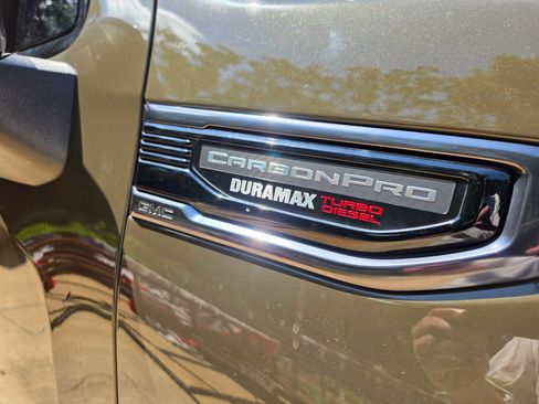 Used 2024 GMC Sierra 1500 AT4 w/ Technology Package AWD/4WD image 2