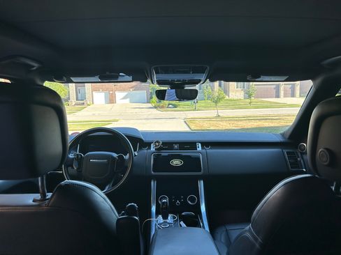 Used 2020 Land Rover Range Rover Sport HSE Dynamic AWD/4WD image 4