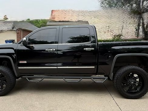 Used 2014 GMC Sierra 1500 SLT w/ All-Terrain Package AWD/4WD image 2