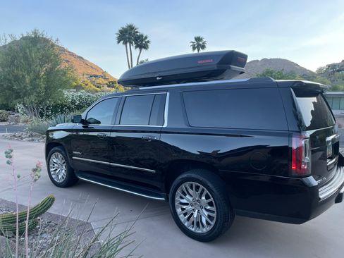 Used 2018 GMC Yukon XL Denali w/ Open Road Package image 16