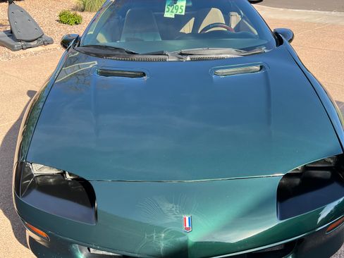 Used 1994 Chevrolet Camaro Z28 image 4