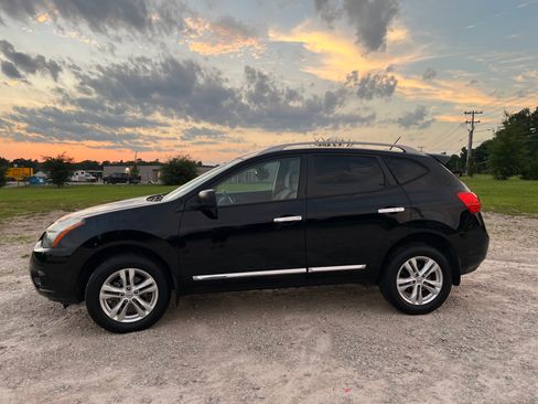Used 2015 Nissan Rogue S w/ Convenience Package FWD image 8