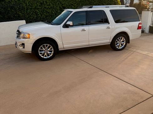 Used 2015 Ford Expedition EL Limited w/ Equipment Group 301A image 1