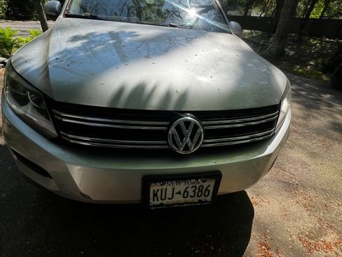Used 2017 Volkswagen Tiguan Wolfsburg Edition AWD/4WD image 16