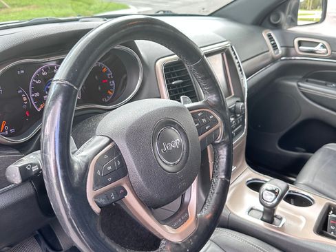 Used 2015 Jeep Grand Cherokee Limited image 9