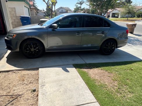 Used 2013 Volkswagen Jetta SE image 13