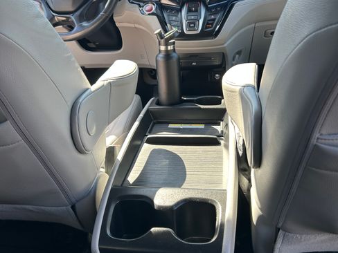 Used 2019 Honda Odyssey Elite image 20