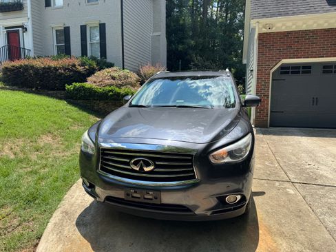 Used 2013 INFINITI JX35 AWD w/ Premium Pkg image 4