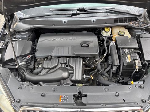 Used 2012 Buick Verano FWD image 10