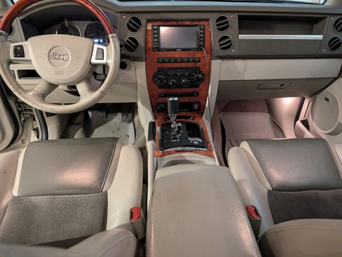 Used 2008 Jeep Commander Overland image 11