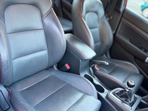 Used 2017 Hyundai Elantra Sport w/ Sport Premium Package 06 image 14