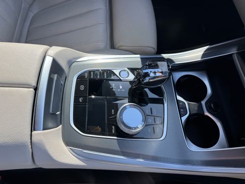 Used 2020 BMW X5 M50i w/ Executive Package image 14