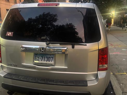 Used 2009 Honda Pilot EX image 4