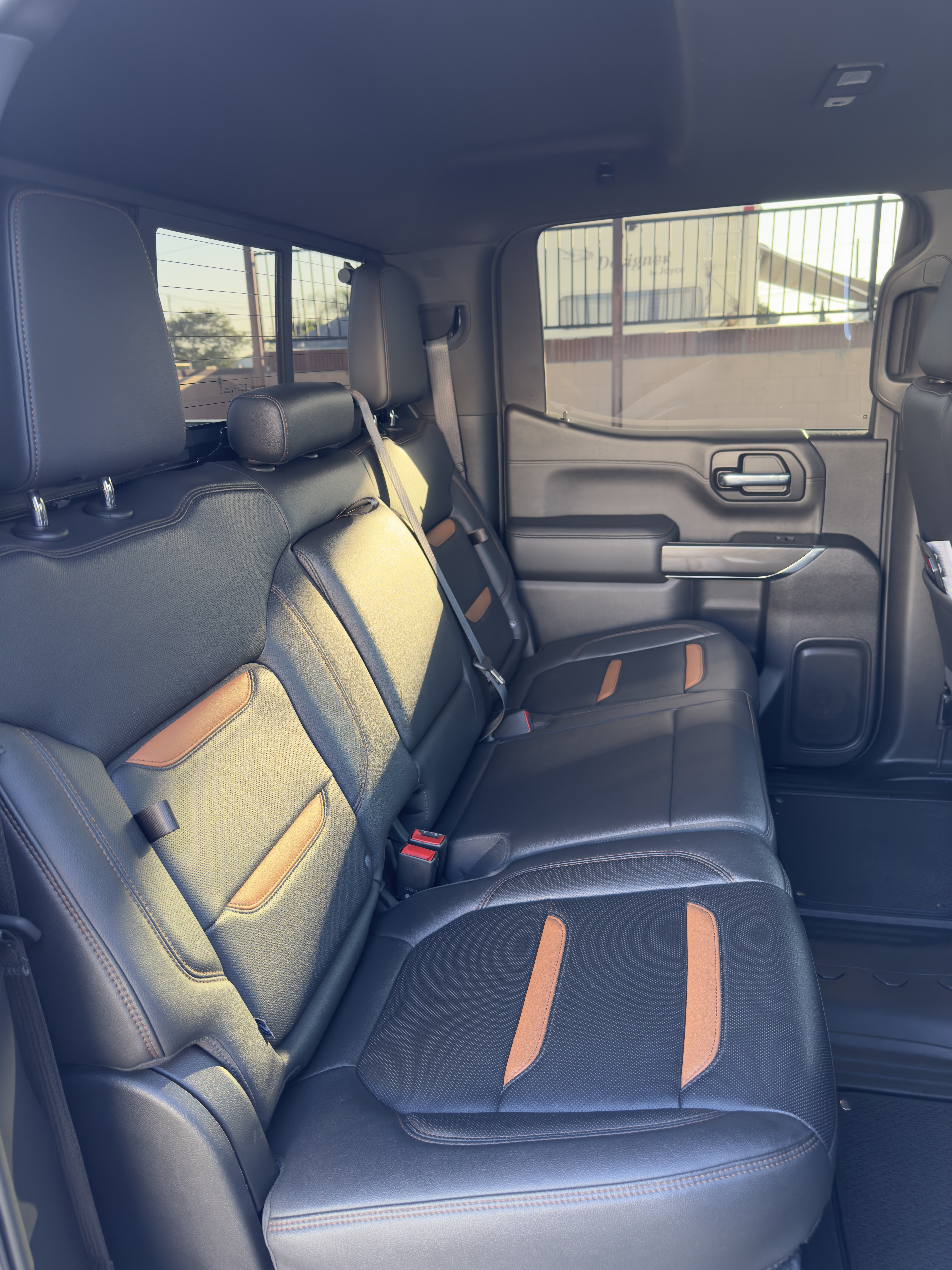 Used 2020 GMC Sierra 1500 AT4 w/ AT4 Premium Package AWD/4WD image 13