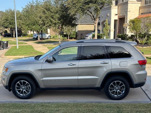 Used 2014 Jeep Grand Cherokee Limited image 2