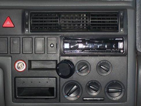 Used 1999 Volkswagen Eurovan Camper image 14