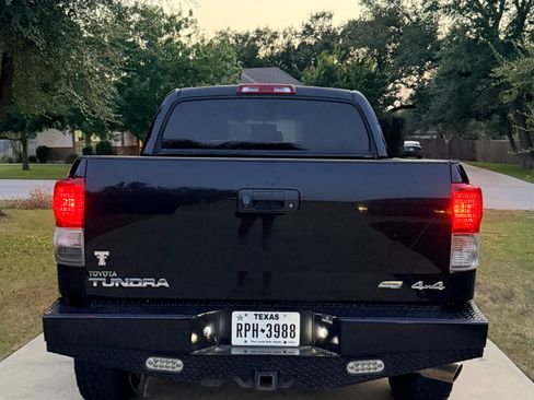 Used 2012 Toyota Tundra 4x4 CrewMax w/ Tow Pkg image 6