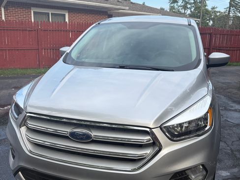 Used 2019 Ford Escape SE AWD/4WD image 4