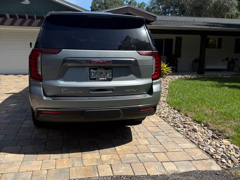 Used 2023 GMC Yukon XL AT4 w/ Max Trailering Package AWD/4WD image 4