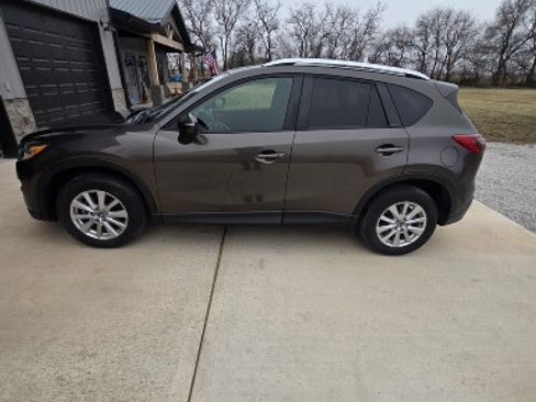 Used 2016 MAZDA CX-5 Touring image 4