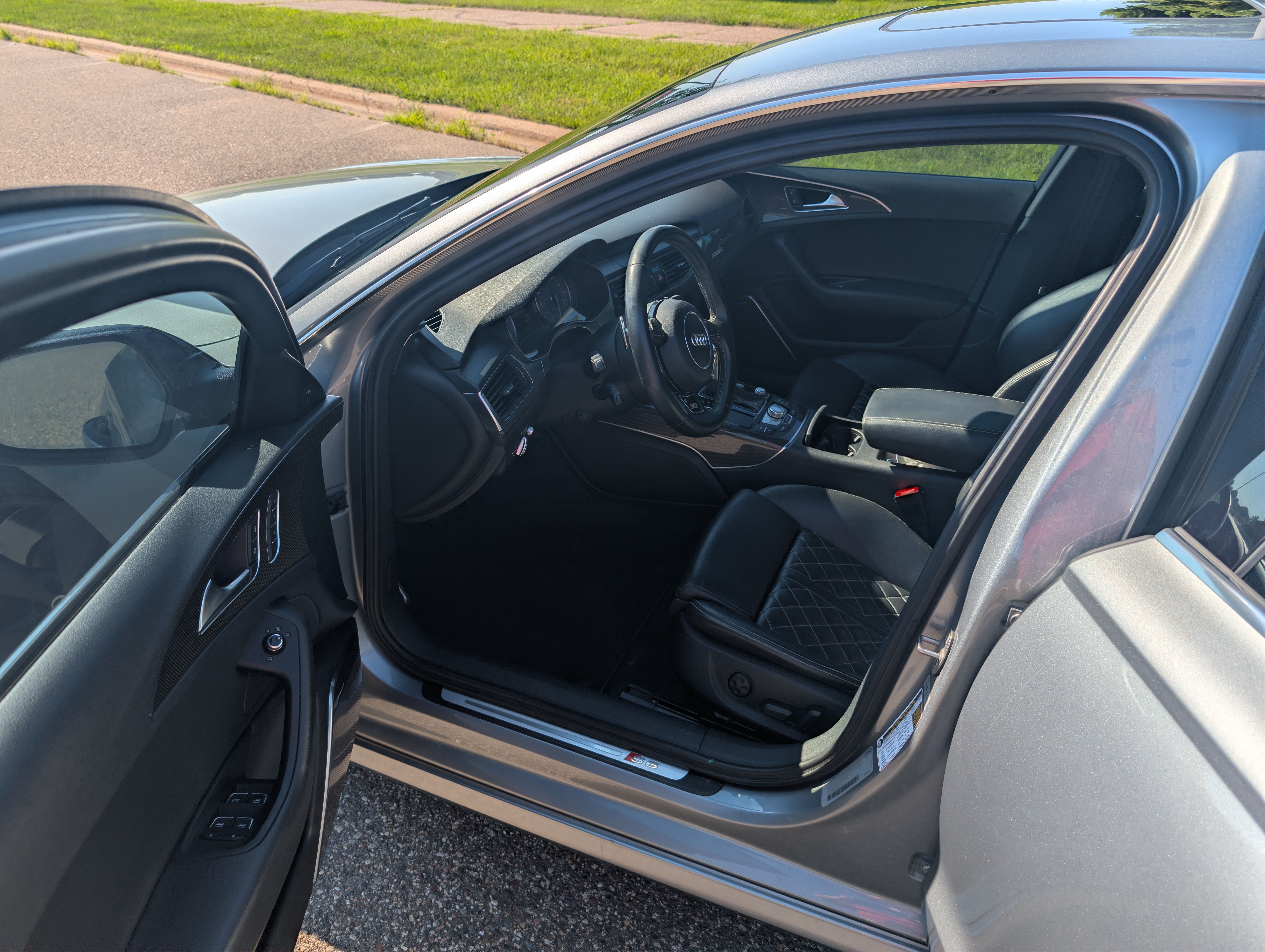 Used 2013 Audi S6 Prestige AWD/4WD image 6