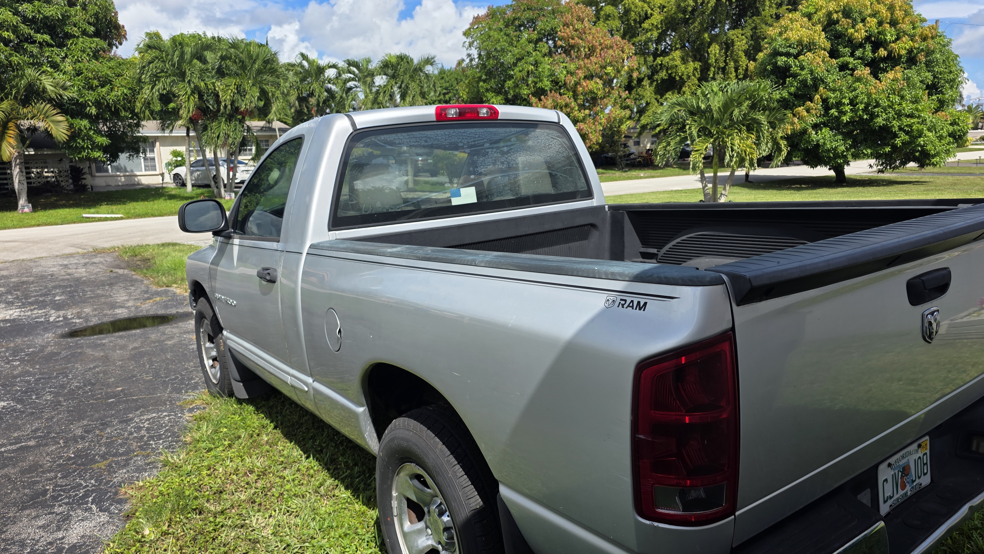 Used 2006 Dodge Ram 1500 Truck ST w/ V6 Value Group RWD image 4