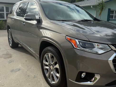 Used 2018 Chevrolet Traverse Premier w/ Driver Confidence II Package image 6