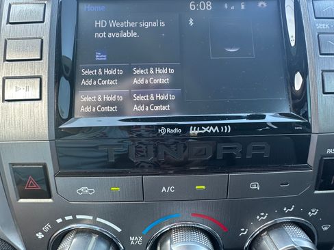 Used 2016 Toyota Tundra SR5 w/ SR5 Upgrade Package AWD/4WD image 12