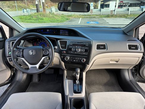 Used 2013 Honda Civic LX image 11