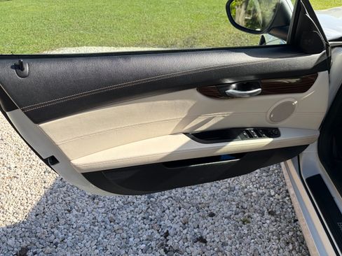 Used 2016 BMW Z4 sDrive28i image 16