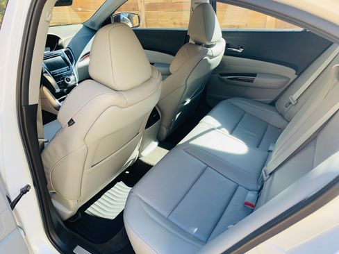 Used 2015 Acura TLX V6 w/ Advance Package image 2