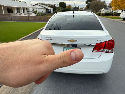 Used 2014 Chevrolet Cruze LTZ image 10