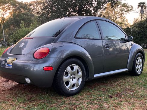 Used 2002 Volkswagen Beetle GLS image 4