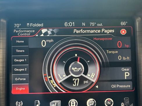 Used 2015 Dodge Challenger R/T Plus image 27