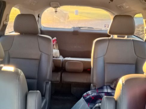 Used 2016 Honda Odyssey Touring image 17